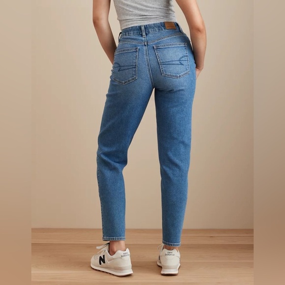 American Eagle Mom Jean Stretch - Picture 1 of 7